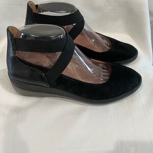 Vionic Ellery suede ankle strap wedge shoe size 8.5 m